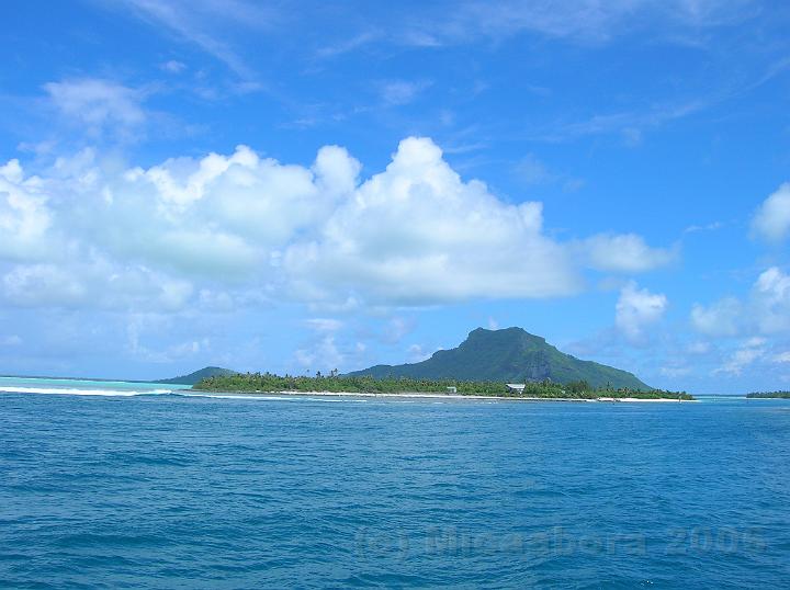 3DSCN1890.JPG - Situe  40 km de Bora Bora, Maupiti est la plus occidentale des les hautes de l'archipel.