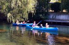 Activités pour tous, la descente de la Sorgue en canoë Activités pour tous, la descente de la Sorgue en canoë